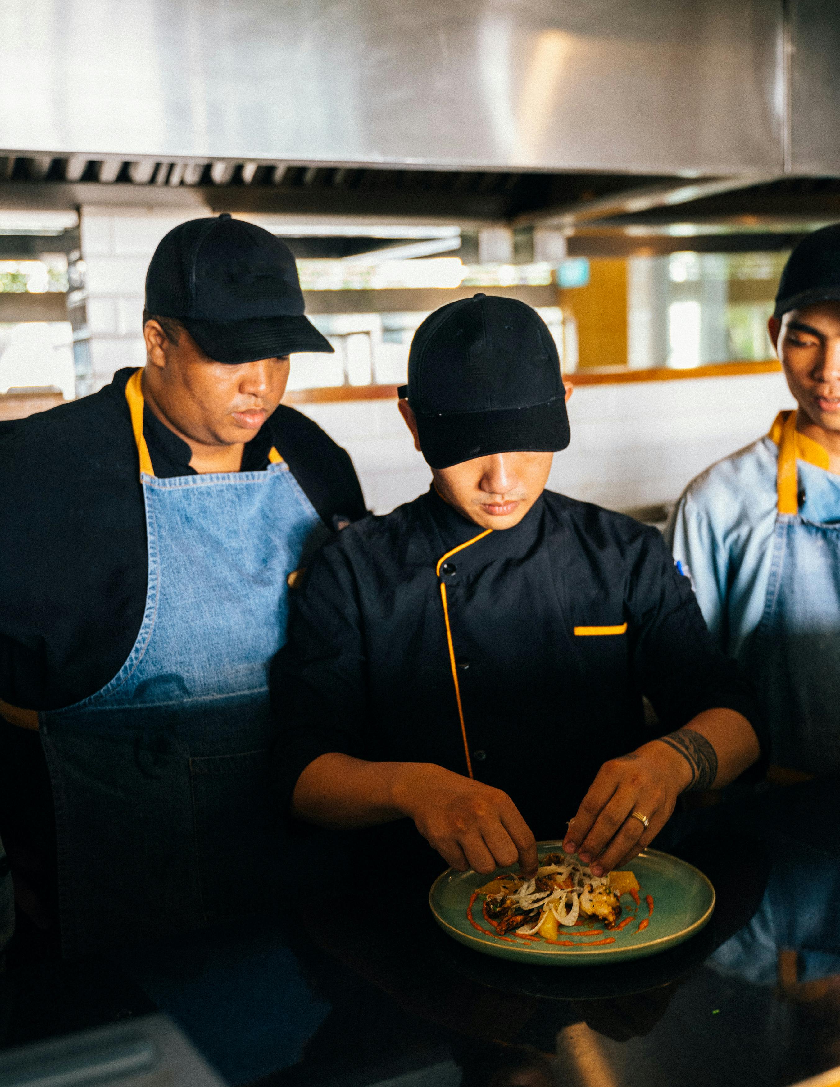 Why Pursue a Career in Restaurant Management?
